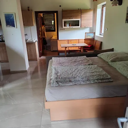 Balassa Weekendhouse Vakantiehuis