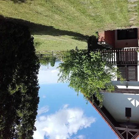 Vakantiehuis Balassa Weekendhouse *