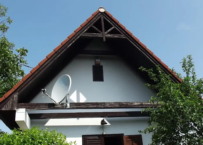 Balassa Weekendhouse Hébergement de vacances *